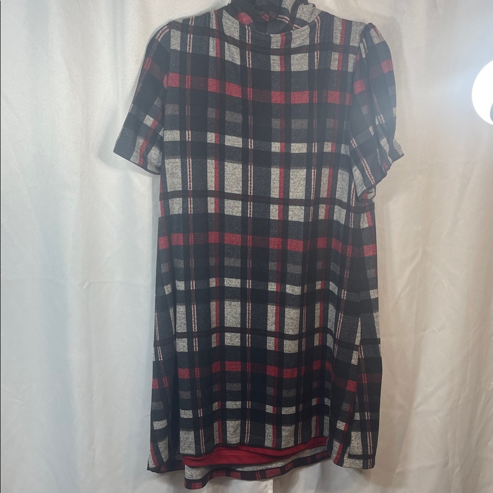 3. Plaid Mini Dress - Red and Black - Picture 2 of 7